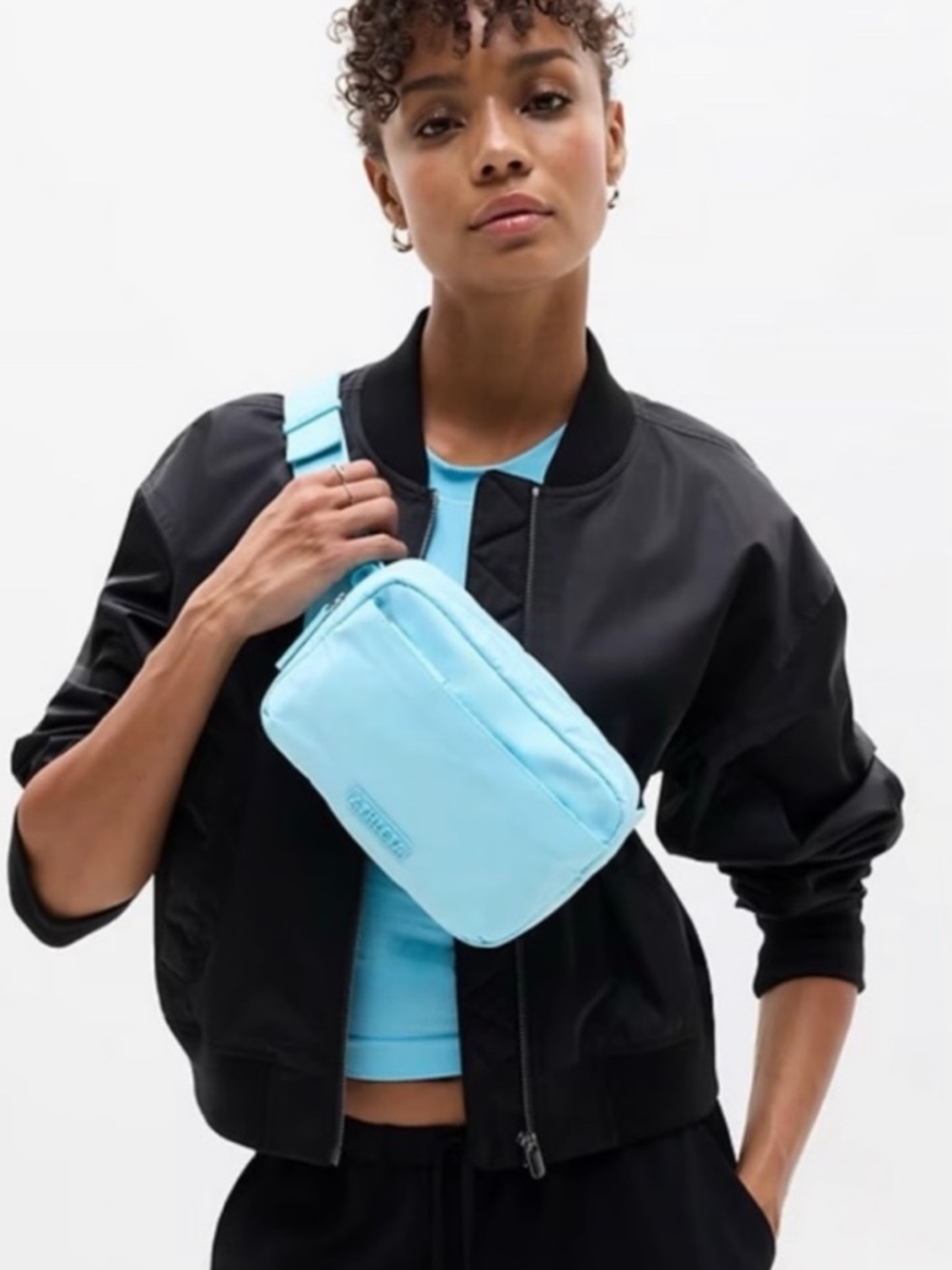 👀 NWT- Athleta All About Large Crossbody Belt Bag Aqua